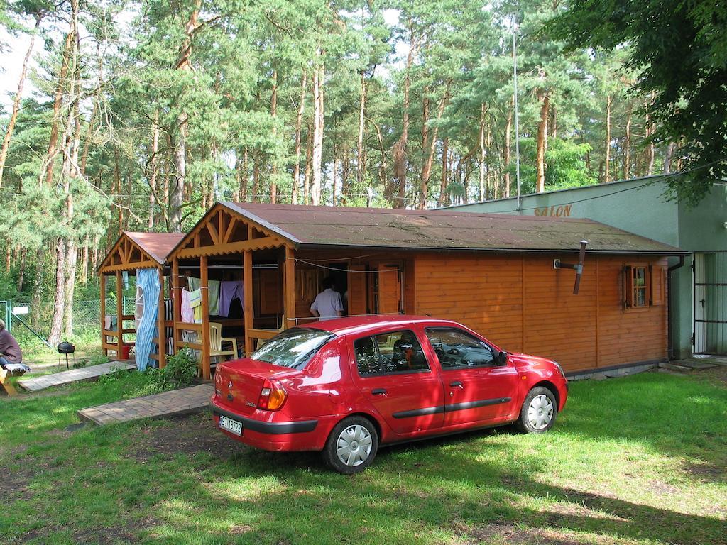 Osrodek Wypoczynkowy Jelonek Hotel Wolsztyn Buitenkant foto