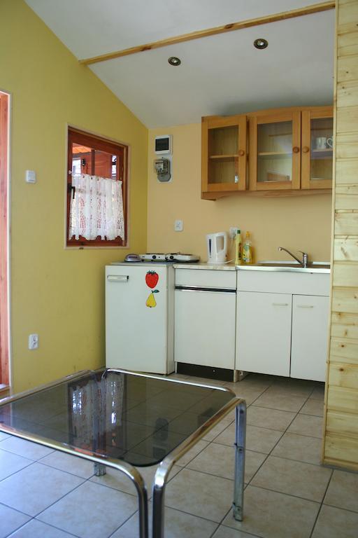 Osrodek Wypoczynkowy Jelonek Hotel Wolsztyn Kamer foto